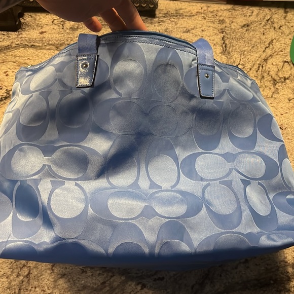 Coach Tote Bag w Attached Coin Purse - Picture 5 of 6